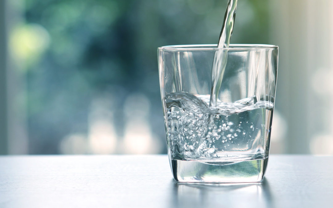Do minerals in drinking water or mineral water benefit us?